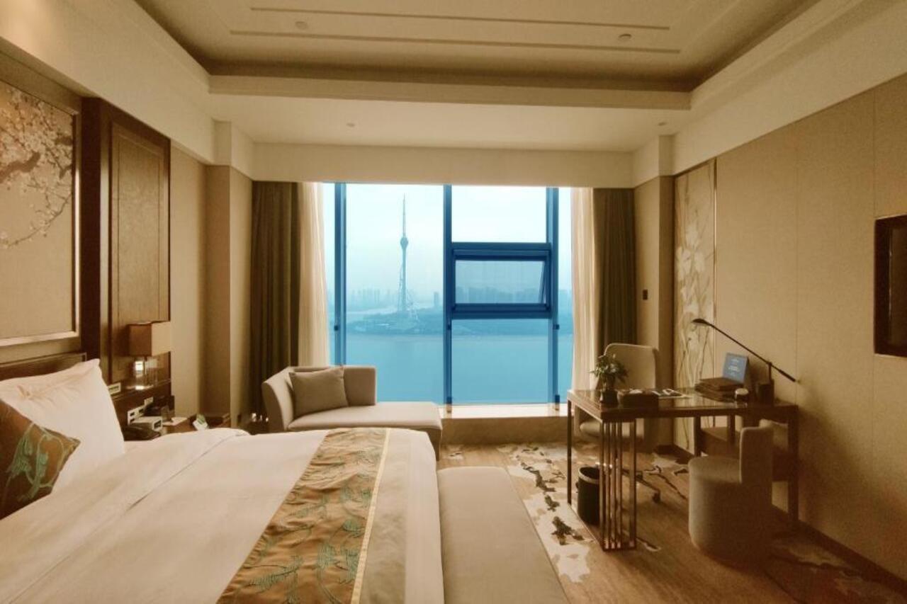 Howard Johnson Xiangyu Plaza Linyi Linyi  Exterior photo
