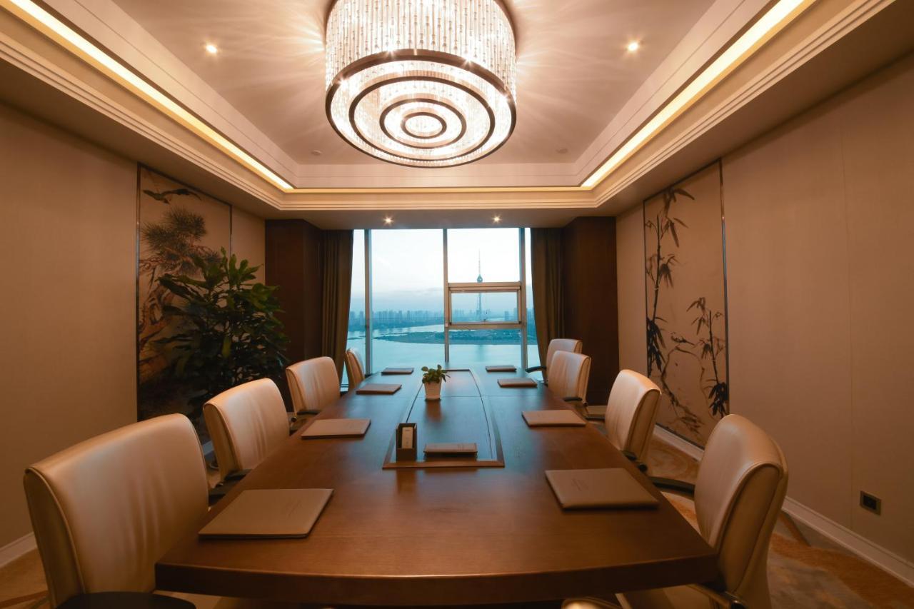 Howard Johnson Xiangyu Plaza Linyi Linyi  Exterior photo